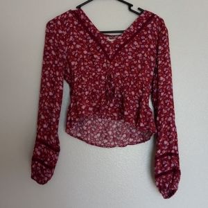 Super cute floral long sleeve blouse crop top.